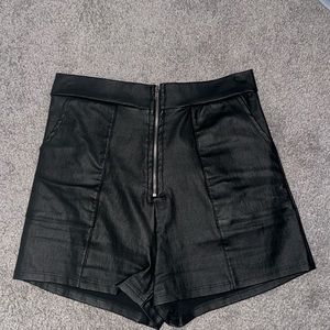 Windsor Black leather shorts